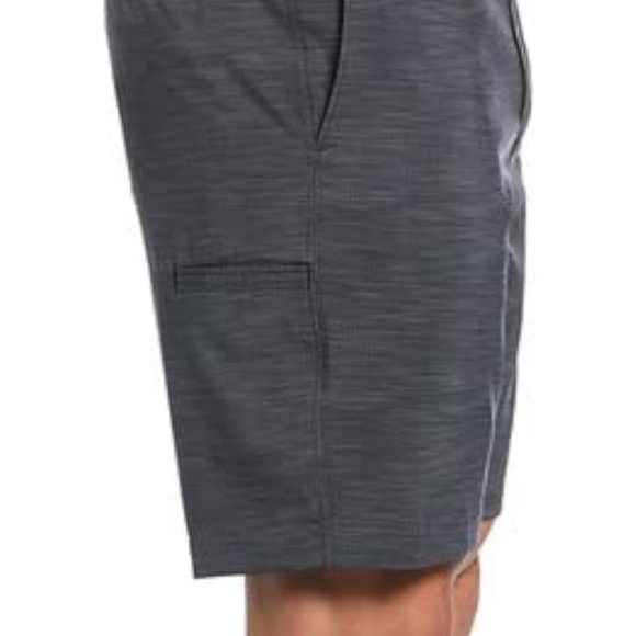 NEW - Callaway Men's Stretch Performance Short in Caviar - size 38​​ - Picture 3 of 7